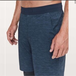 Lululemon T.H.E. Short *Linerless 9"
Heather Allover Iron Blue True Navy